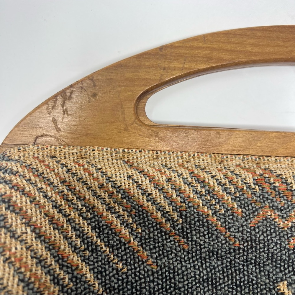 Vintage Floral Tapestry Handbag with Wooden Handles Mid Century Needlepoint - Picture 6 of 13